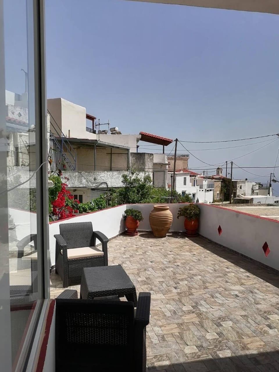 Property building, Day, View (from property/room), Balcony/Terrace