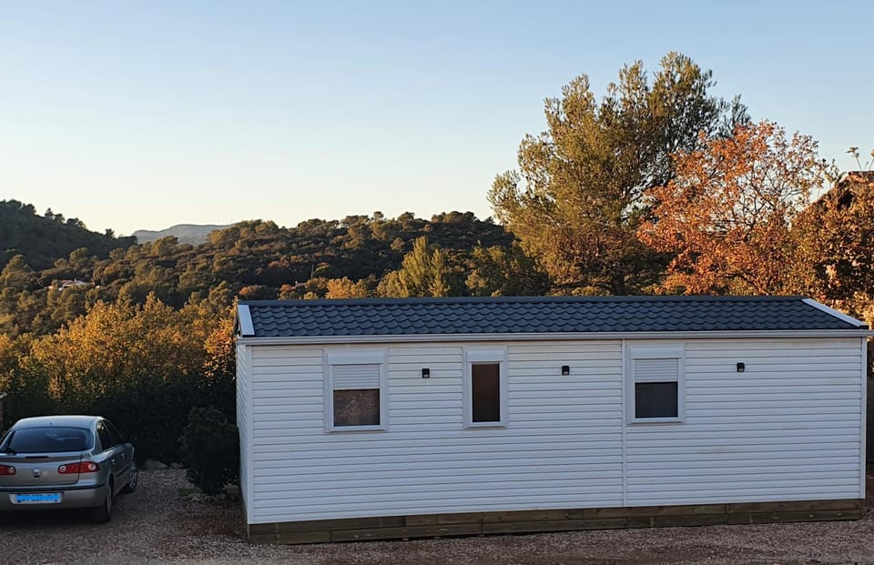 Property building, Parking