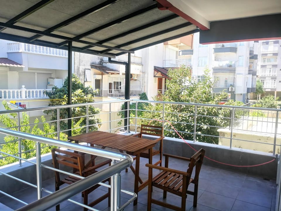 Balcony/Terrace, Garden view, Street view