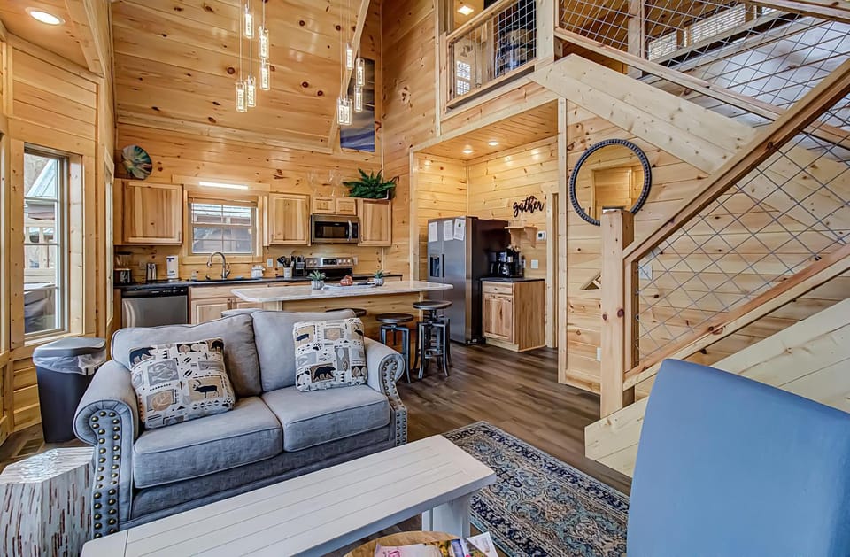River Elegance #2335 House in Pigeon Forge