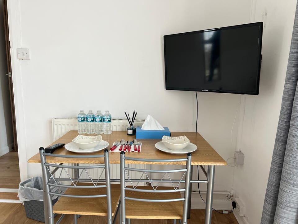 Midland road studio Apartment in Wellingborough