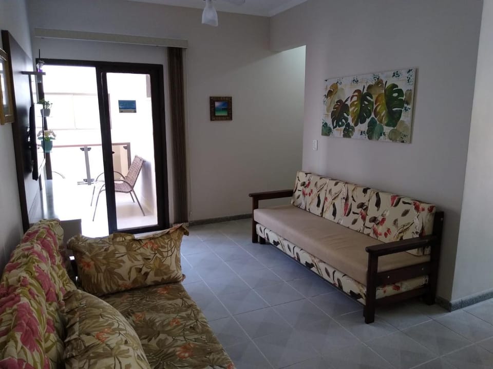 Bed, Living room