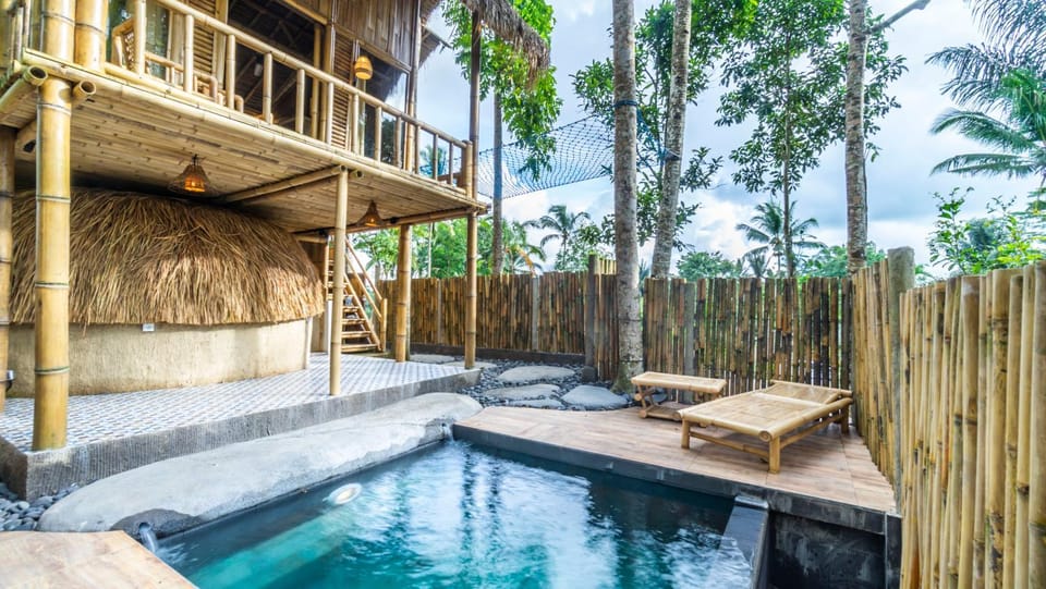 Property building, Swimming pool