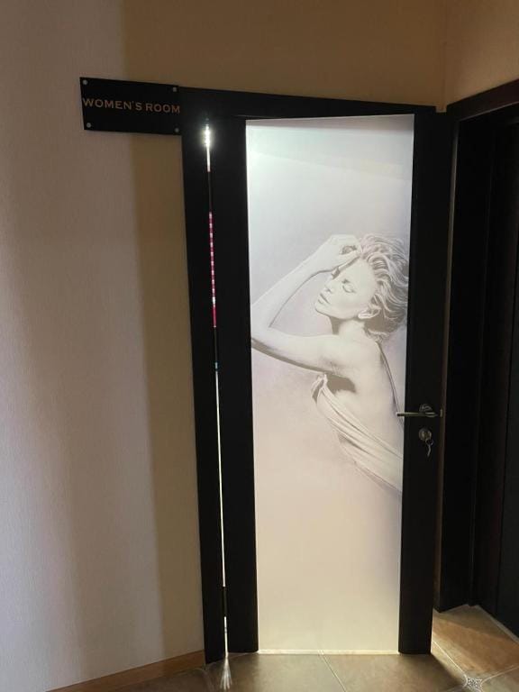Property building, wardrobe