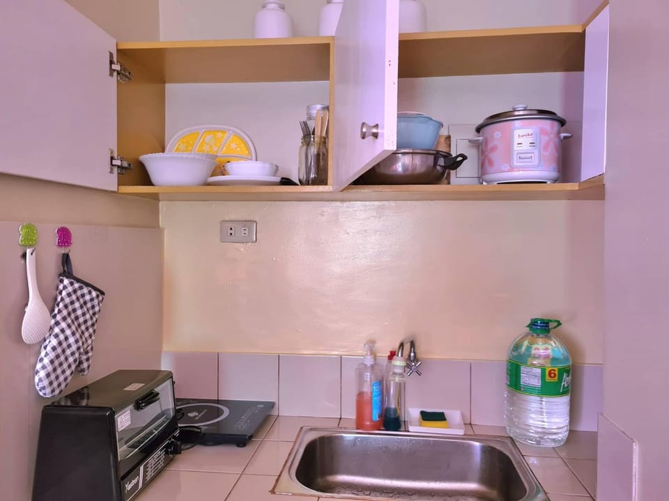 Pet Friendly Transient along Ortigas Ext Apartment in Antipolo