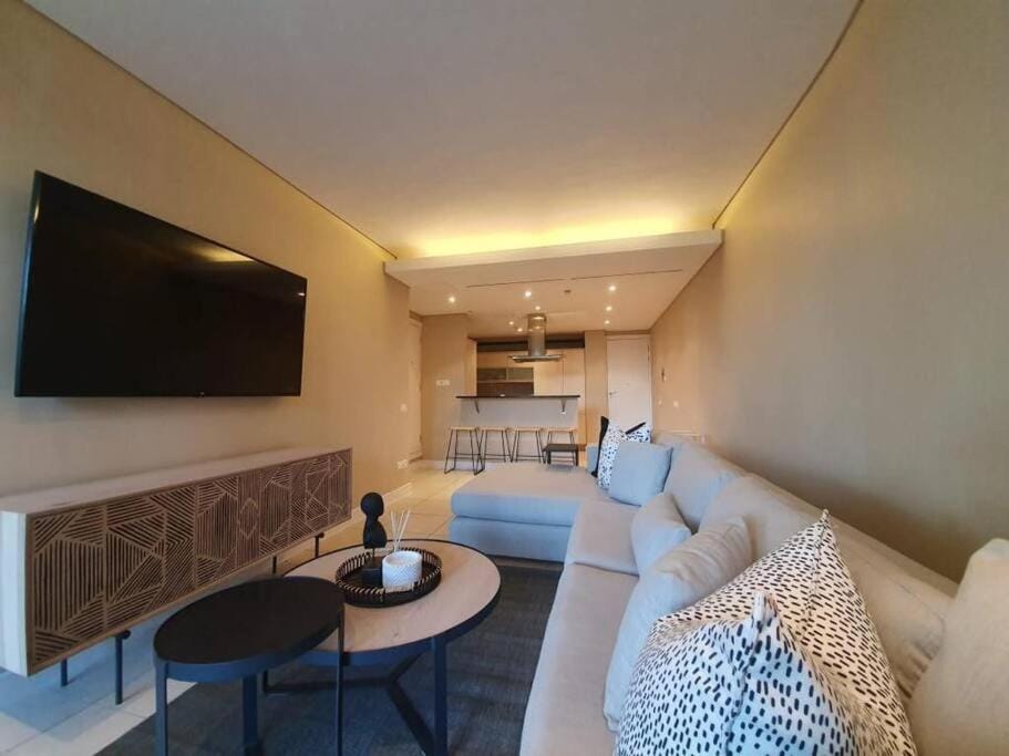Luxury Waterfront Marina Apartment Apartment in Cape Town