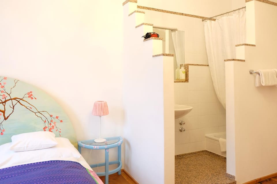 Bed, Bathroom, Photo of the whole room, Bedroom