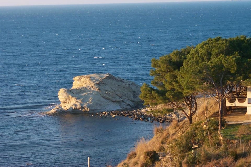 Nearby landmark, Natural landscape, Beach