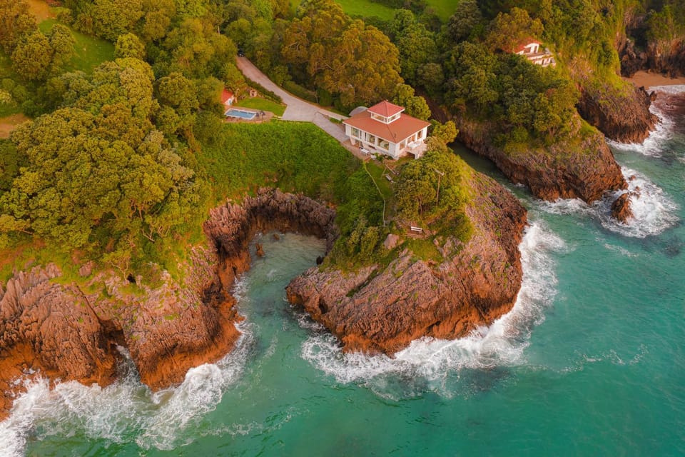 Property building, Bird's eye view, Sea view, Swimming pool