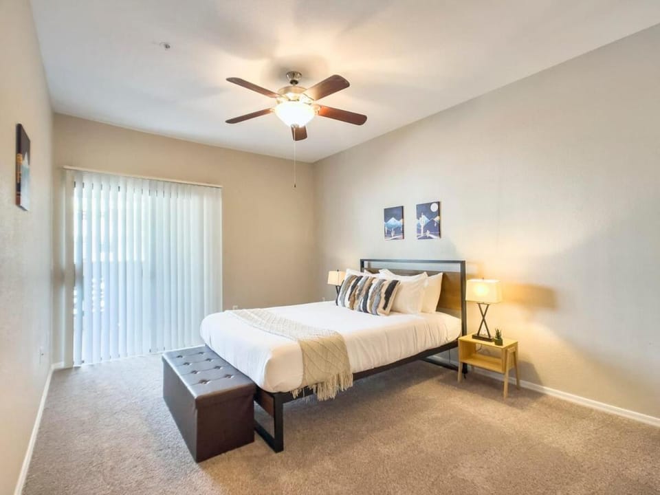 CozySuites at Kierland Commons Apartment in Kierland
