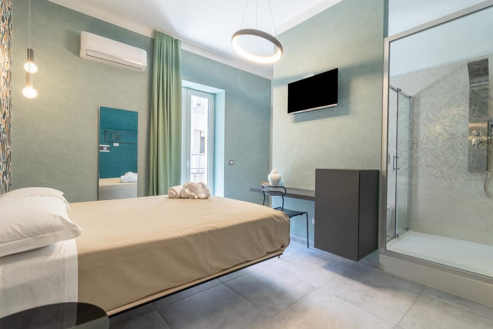 Bed, air conditioner