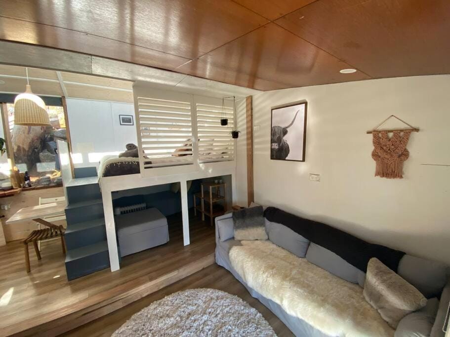 ReThynk Unique Tiny home East Jindabyne House in East Jindabyne