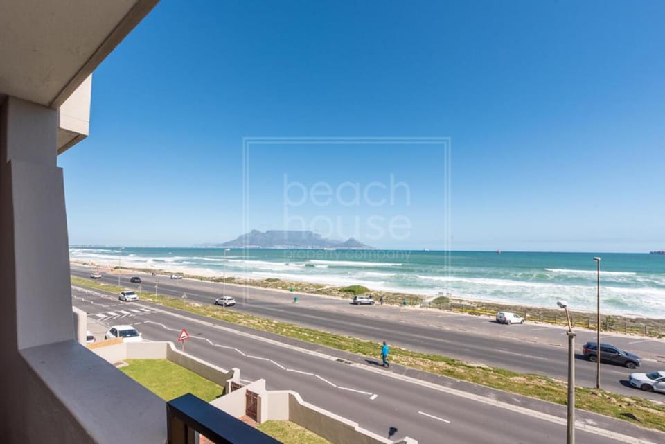 Neighbourhood, Natural landscape, Beach, Mountain view, Sea view