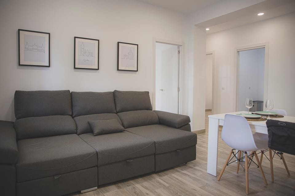 Living room, Dining area
