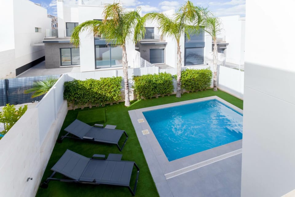 Pool view, Swimming pool, Swimming pool