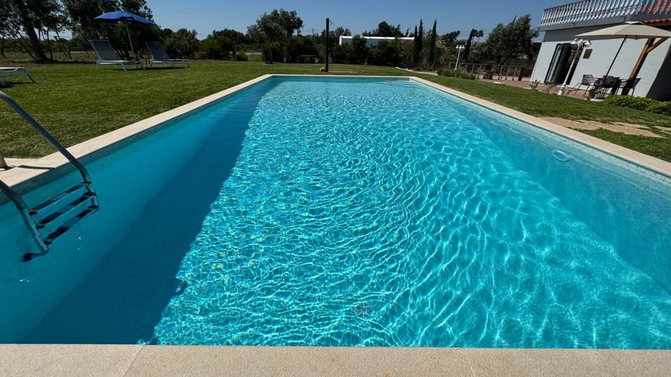 Off site, Garden, Swimming pool