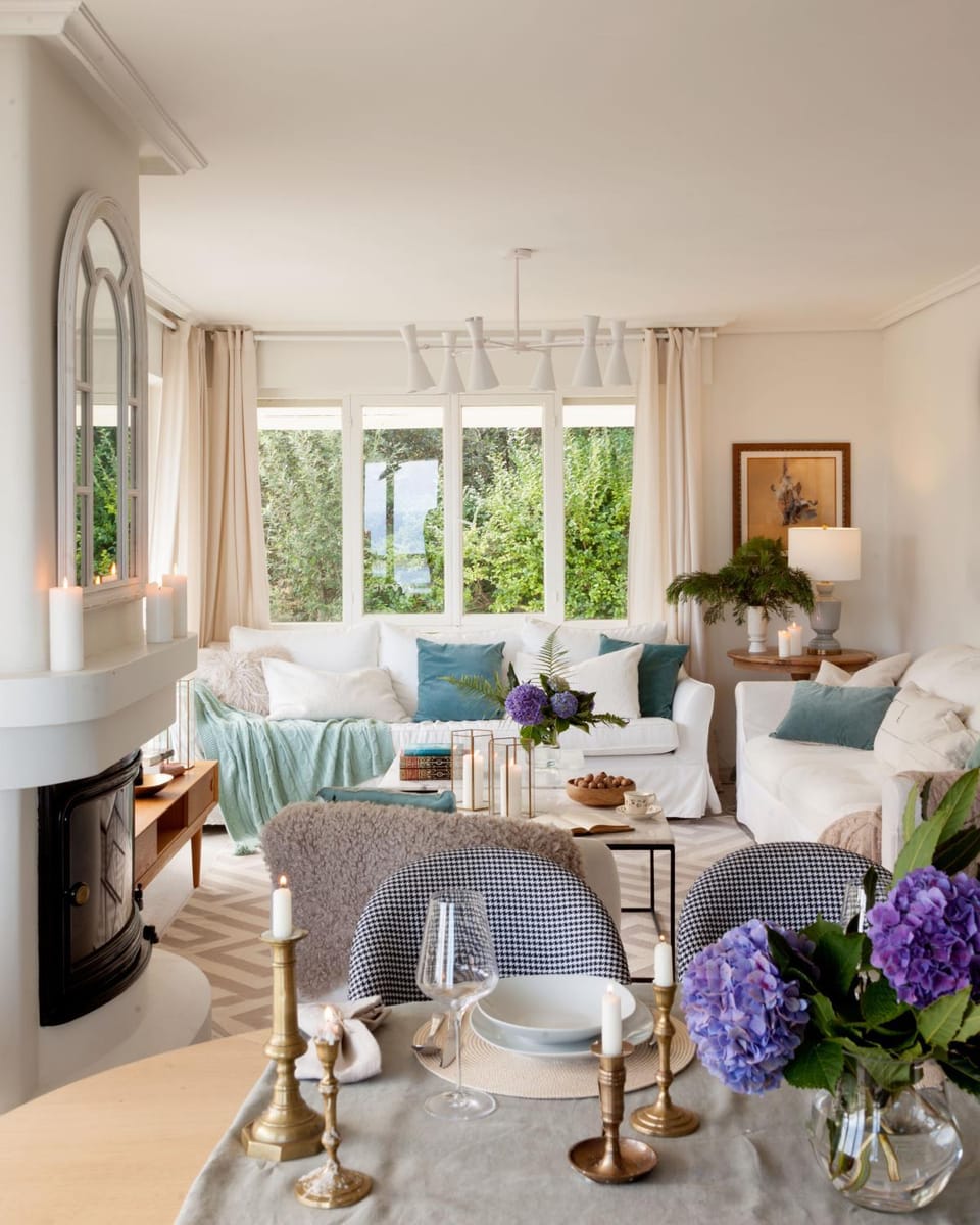 Living room, Dining area, Garden view, Sea view