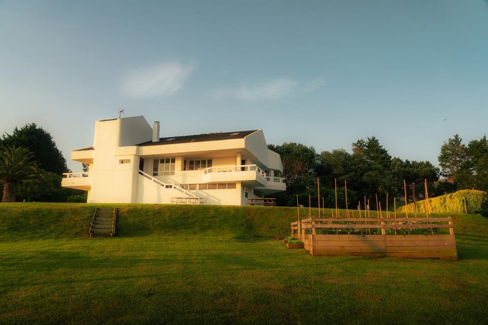 Wishome - Villa sobre el mar en Comillas con piscina privada Villa in Western coast of Cantabria