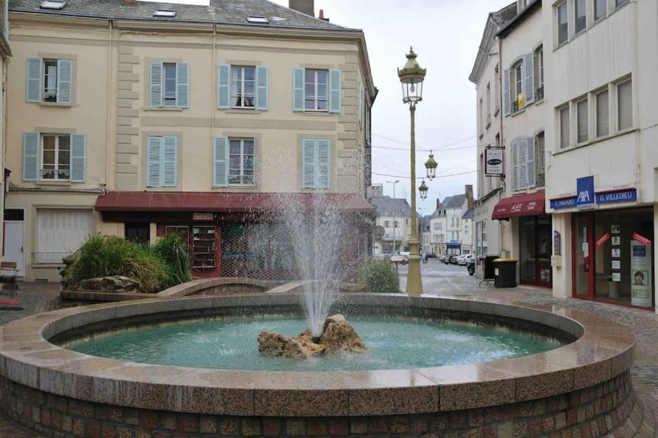 F3 Duplex "O Meublé de Pithiviers" 2 chambres 8 personnes Apartment in Centre-Val de Loire