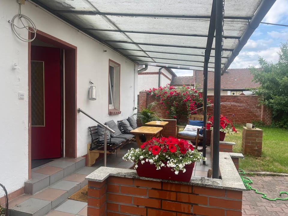 Kahnstübchen Mit NEUEM Innenhof Garten Apartment in Lübben