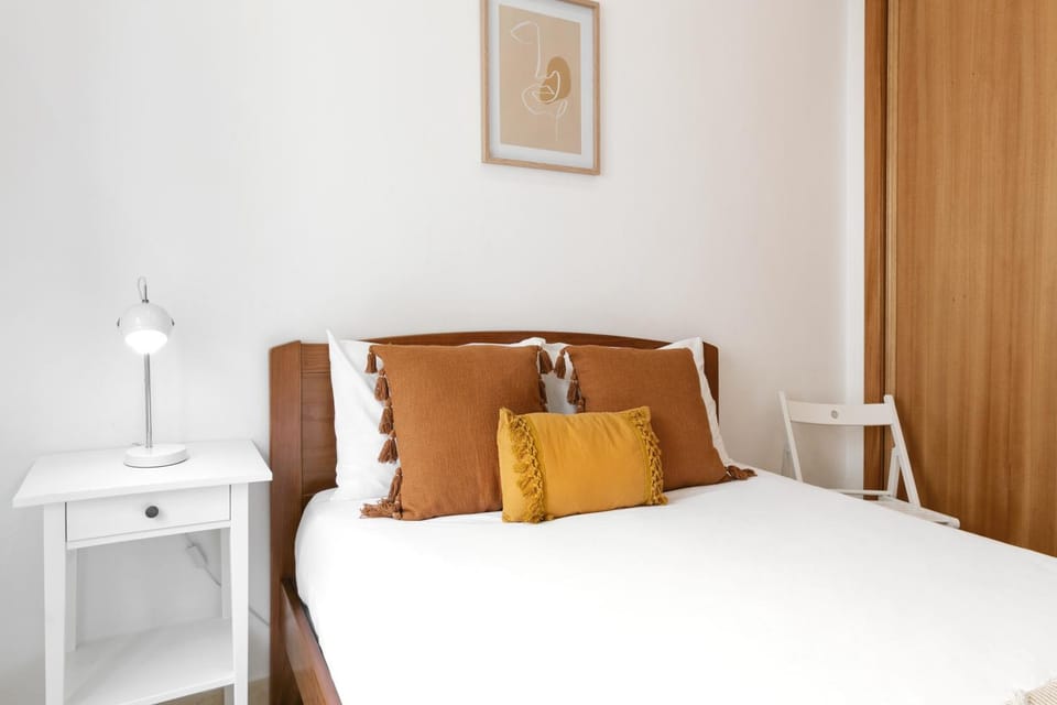 Bed, Decorative detail