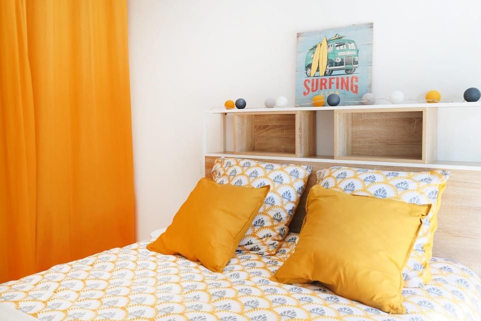 Living room, Bedroom