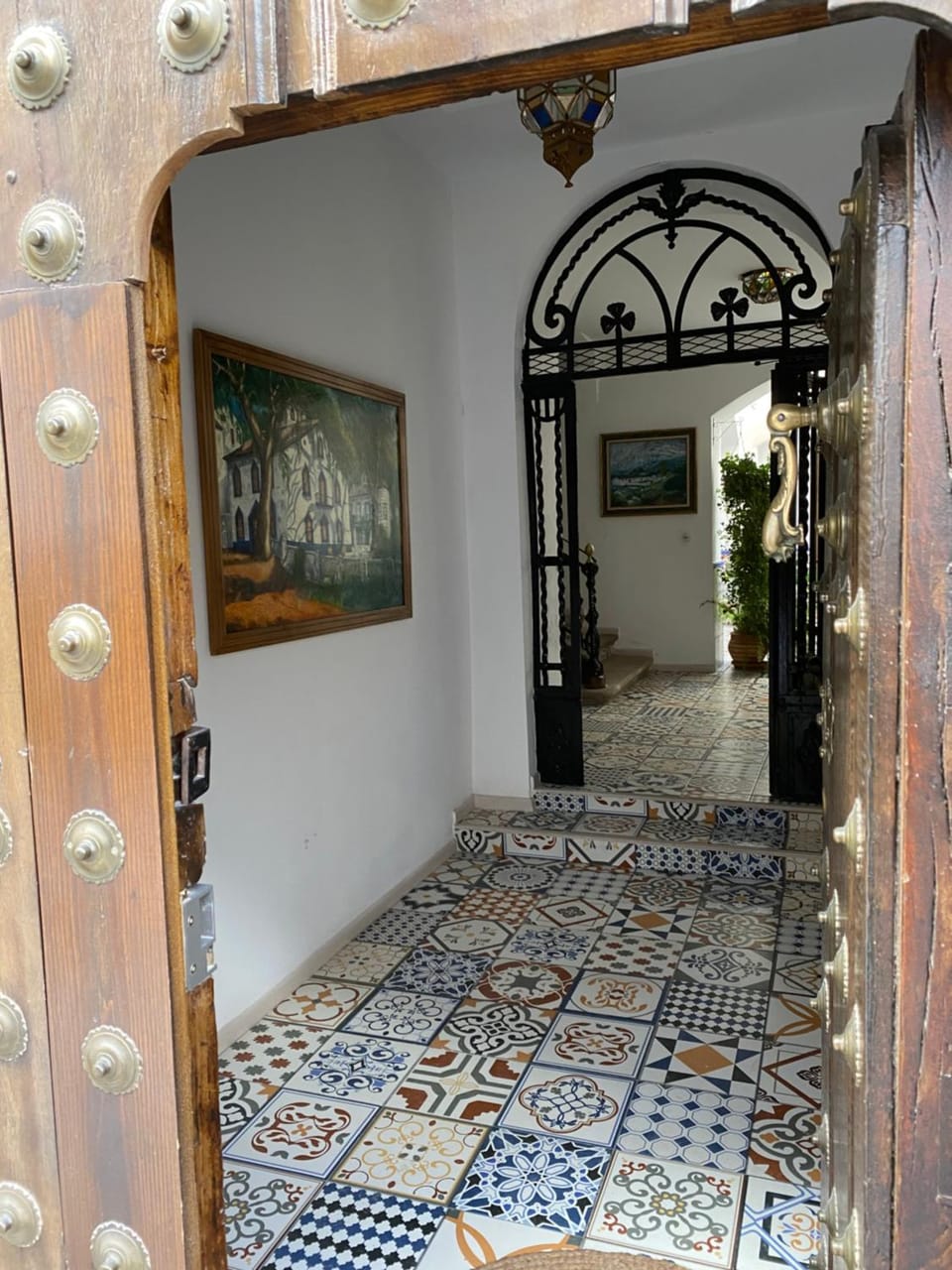 Facade/entrance