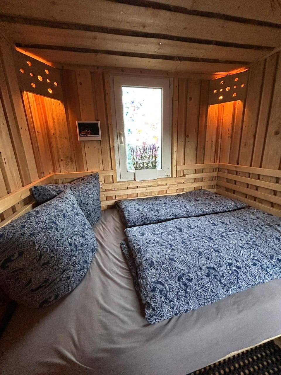 Röhrencamp Schöten/Apolda Campground/ 
RV Resort in Thuringia, Germany