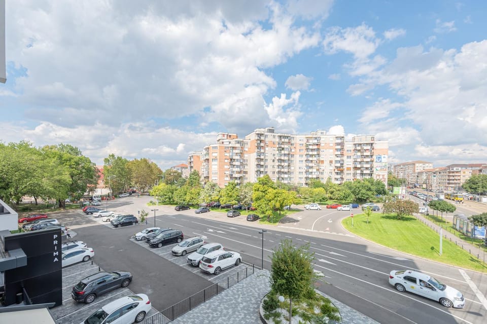 Neighbourhood, City view