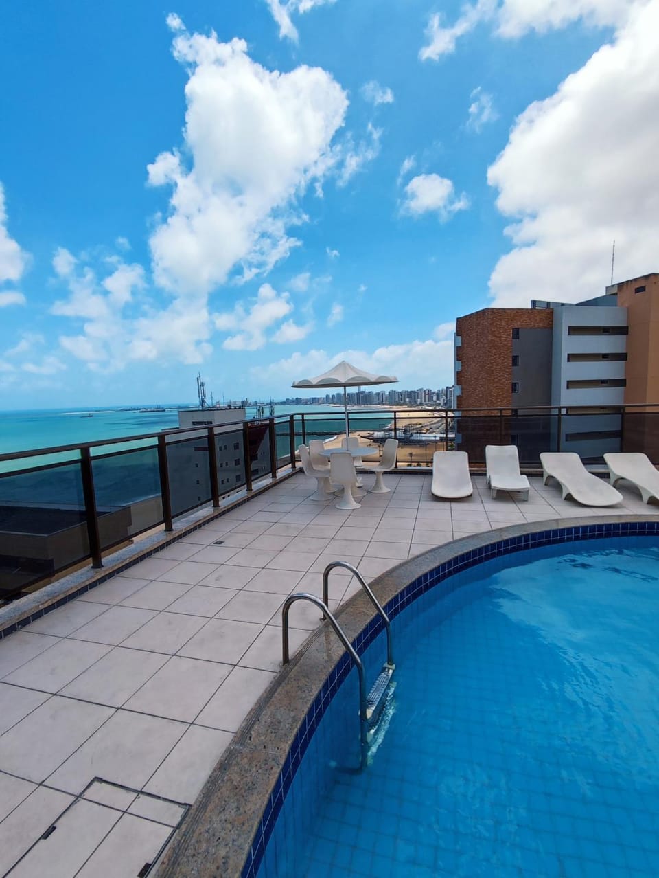 View (from property/room), Balcony/Terrace, Sea view, Swimming pool, sunbed