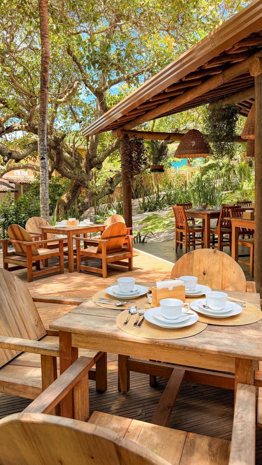 Property building, Restaurant/places to eat, Breakfast