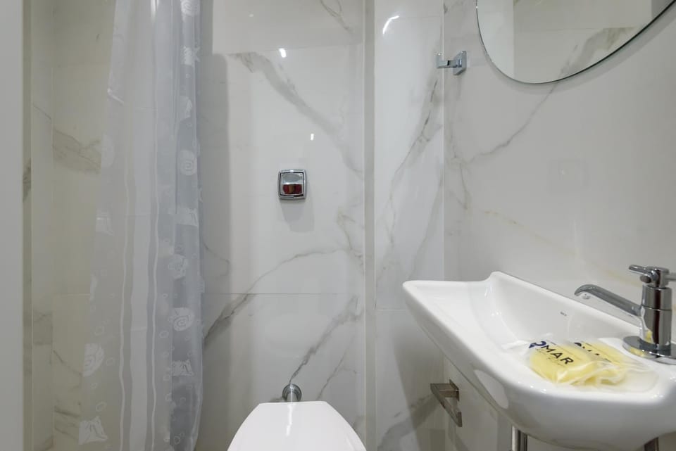3-Bedrooms Flat next to Ipanema Beach | GC 50/501 Apartment in Rio de Janeiro
