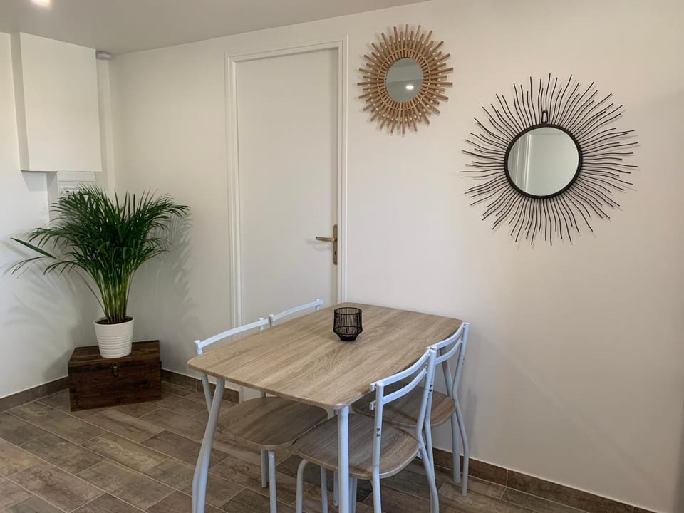 Ravissant logement avec jacuzzi Apartment in Provence-Alpes-Côte d'Azur