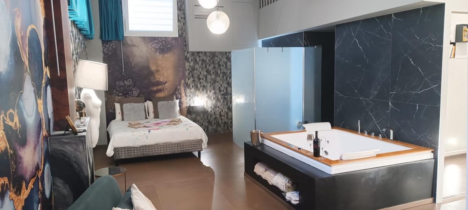 Suite Luxurya Apartment in Bari