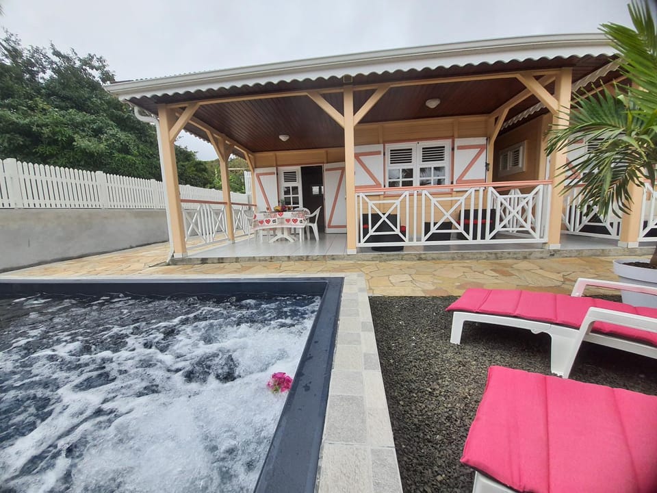 Patio, Swimming pool