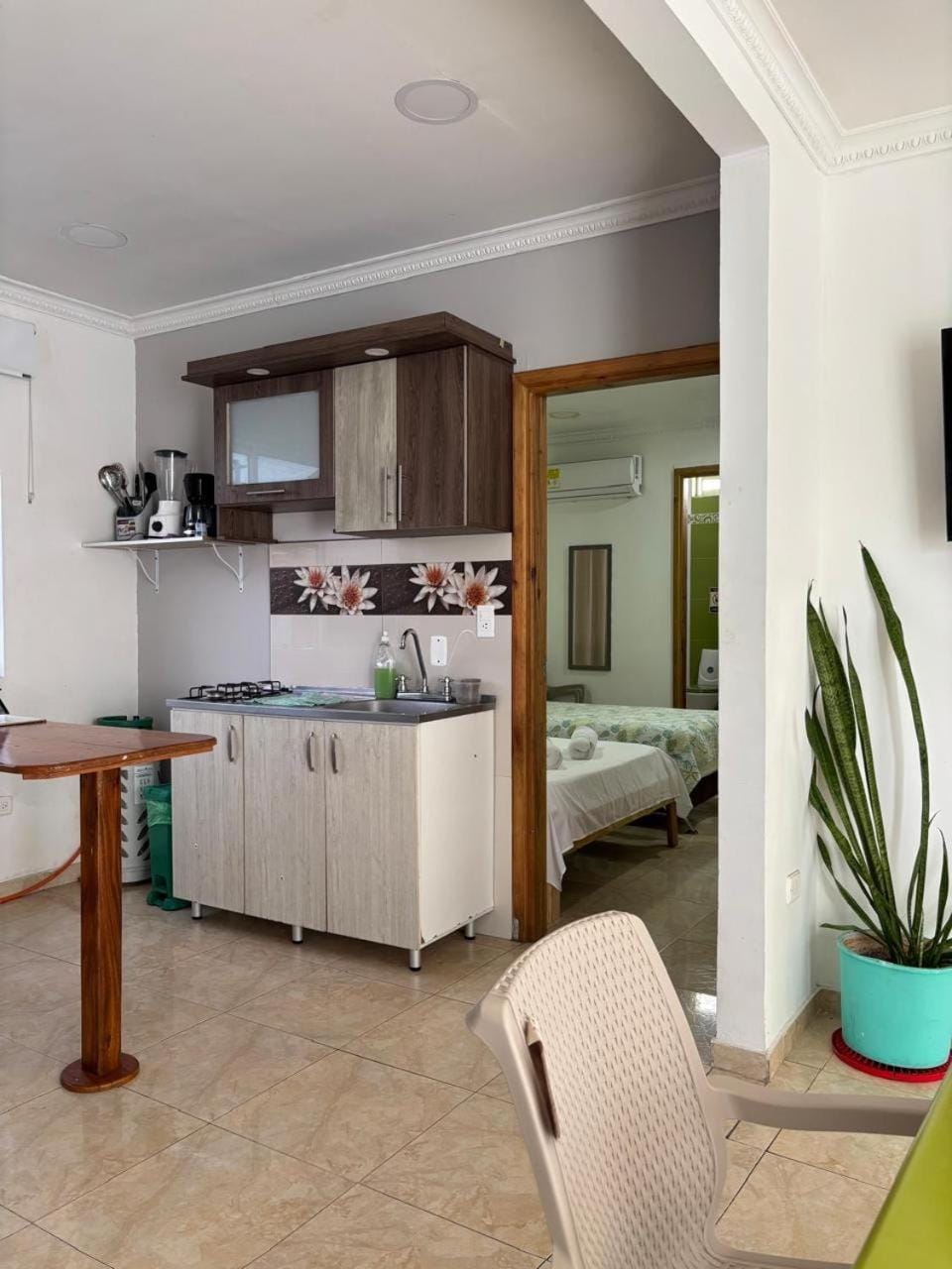 Kitchen or kitchenette