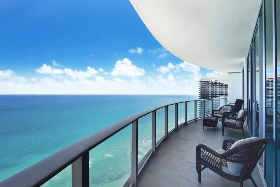 Million Dollar Ocean Front Penthouse by Zen Vacation Rentals House in Hollywood Beach