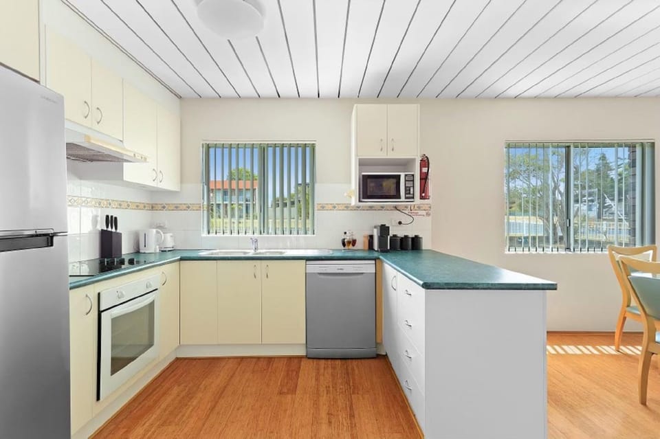 Poseidons Hideaway by Experience Jervis Bay Apartment in Vincentia