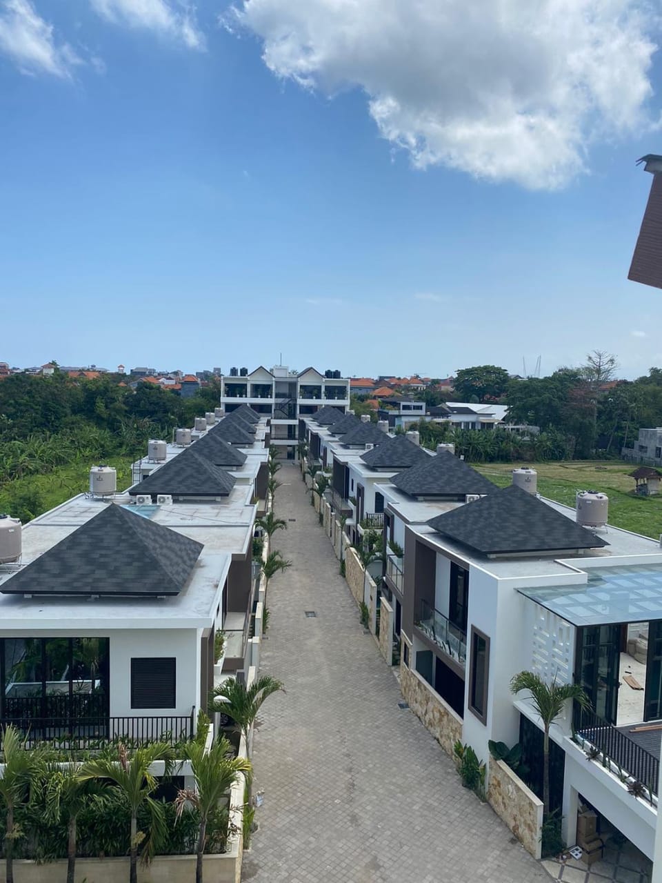 Property building, Day, Neighbourhood, Bird's eye view, Street view