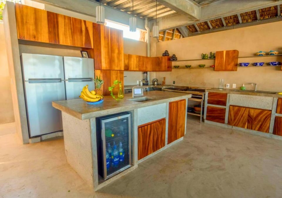 Kitchen or kitchenette, Kitchen or kitchenette, Dining area, dishwasher, minibar, oven, pet friendly, stove