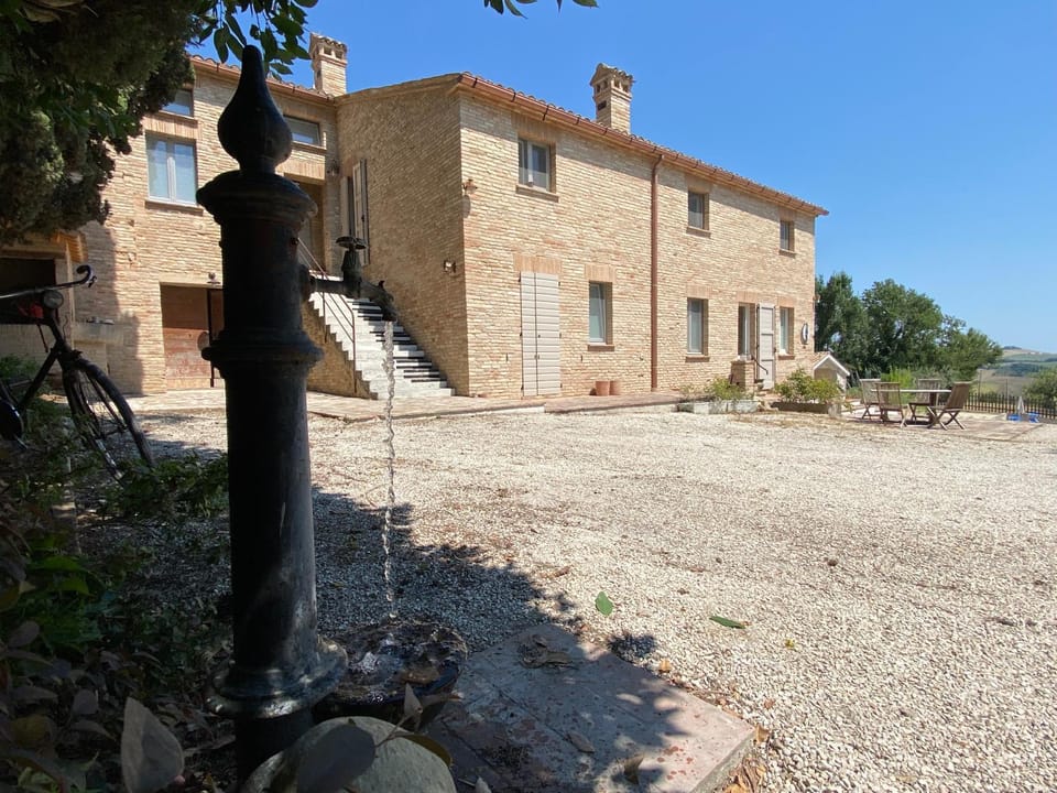 Property building, Inner courtyard view