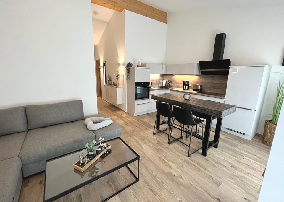 Kitchen or kitchenette, Living room, Seating area