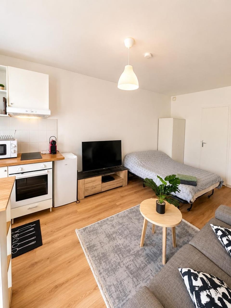 Superbe studio proche Disney Apartment in Chelles