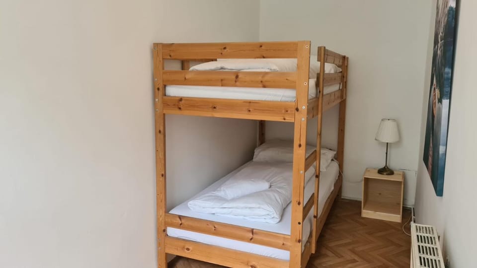 bunk bed
