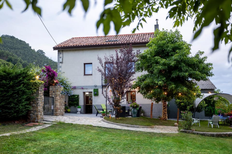 Property building, Natural landscape, Garden view
