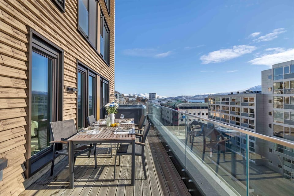 Property building, Balcony/Terrace