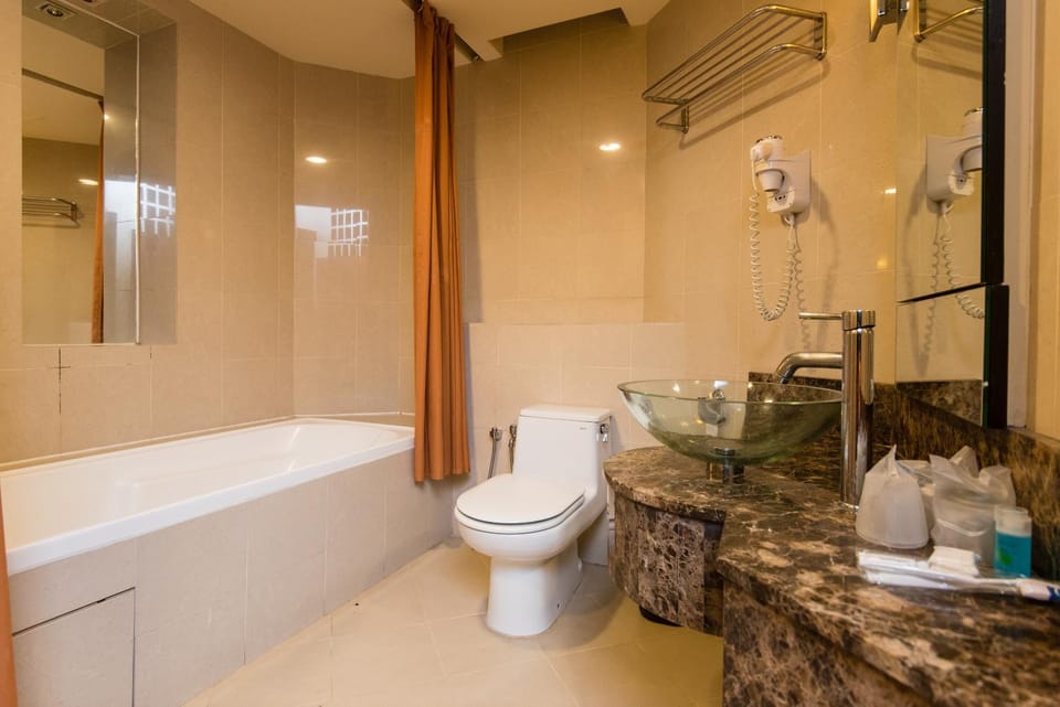 New Town Resort Suites at Pyramid Tower Apartment in Subang Jaya