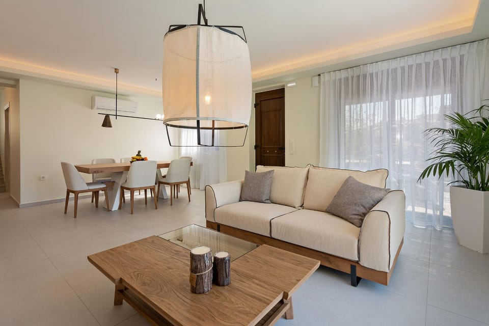 Living room, Seating area, Dining area