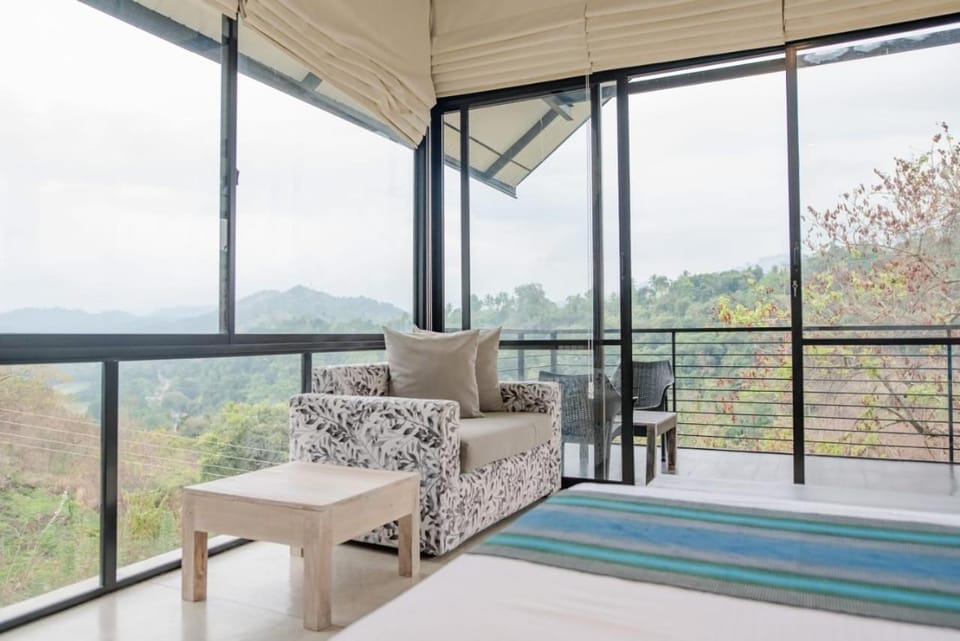Day, Natural landscape, View (from property/room), Balcony/Terrace, Mountain view