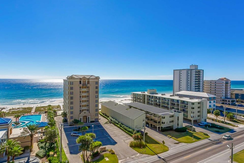 Crystal Tower 603 House in West Beach